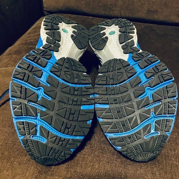 Mint condition Brooks Adrenaline GTS 14 mens 10 US 44  EUR Silver Blue Black - Picture 6 of 8